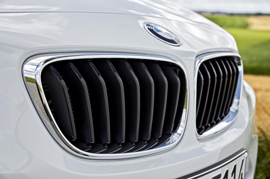 Логотип BMW 220d Convertible M Sport Package 2016 года  (WW) (фото 62 из 65)